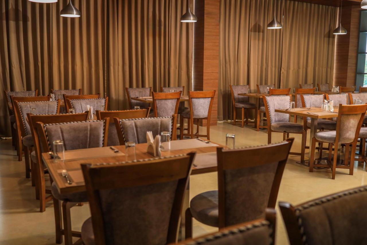 Hotel Sky Sierra Wayanad Kalpetta Exterior photo