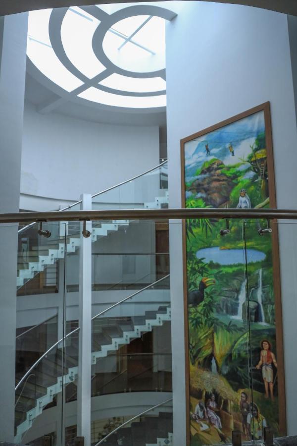 Hotel Sky Sierra Wayanad Kalpetta Exterior photo