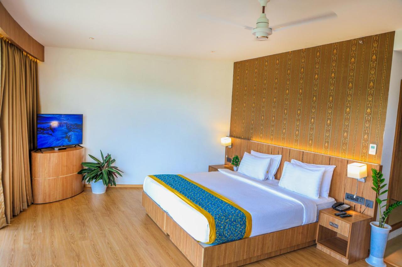 Hotel Sky Sierra Wayanad Kalpetta Exterior photo